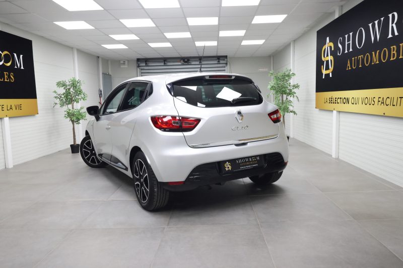 RENAULT CLIO 2016