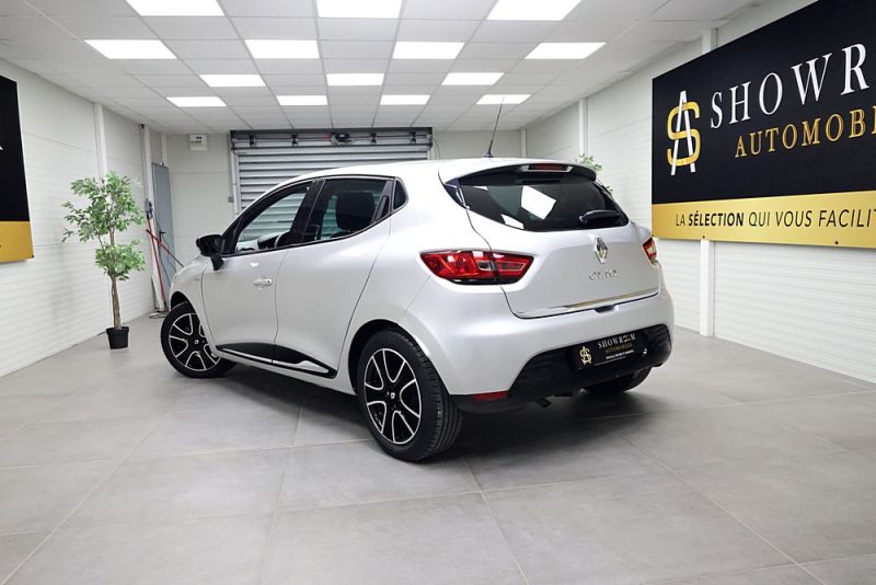 RENAULT CLIO 2016