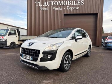 PEUGEOT 3008 2013