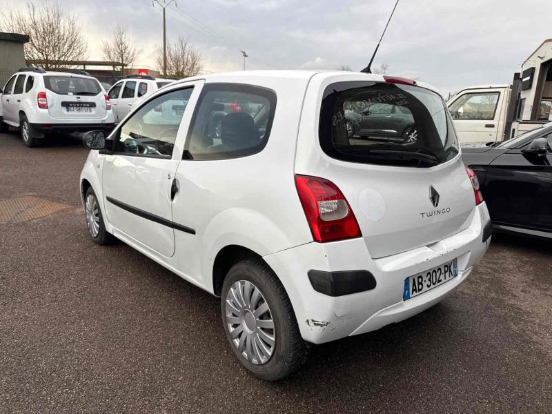 RENAULT TWINGO 2 2009