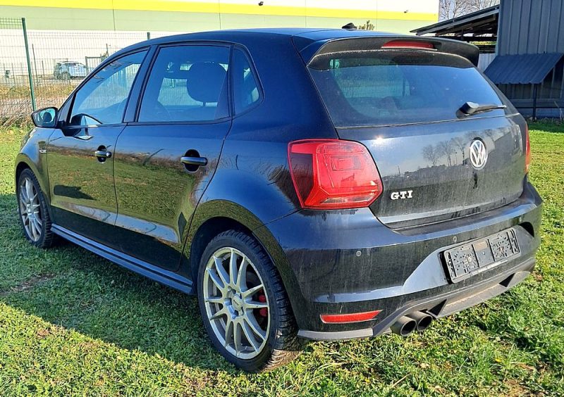 VOLKSWAGEN POLO 2016Volkswagen Polo GTI 1.8 TSI 192 CV BVM6 2016 155000km