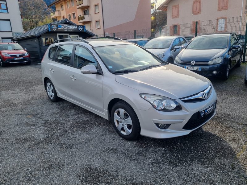 HYUNDAI i30 SW 2011