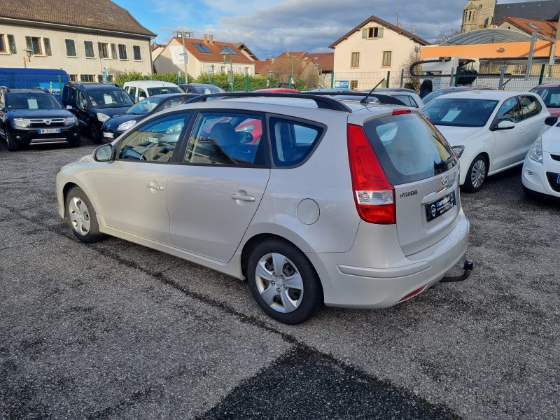 HYUNDAI i30 SW 2011