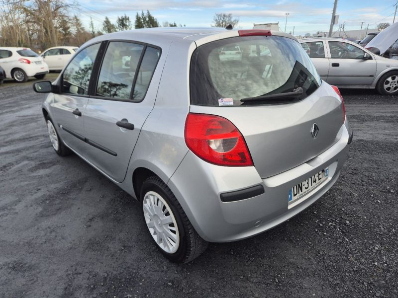 RENAULT CLIO 3 DCI 70CV 2005 EXPRESSION 189000 KM 