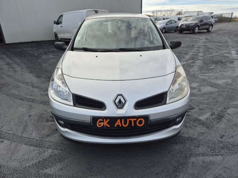 RENAULT CLIO 3 DCI 70CV 2005 EXPRESSION 189000 KM 