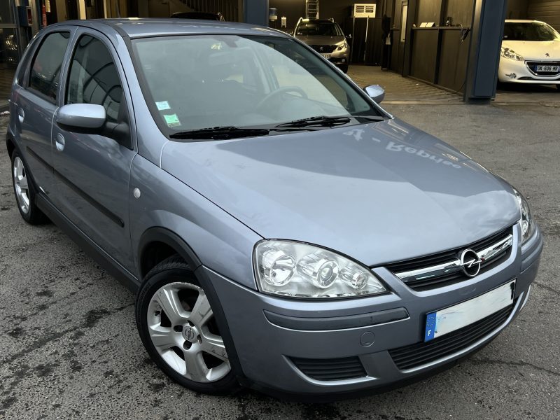 OPEL CORSA C III PHASE 2 1.2 75 Cv 5 PORTES / CLIMATISATION BLUETOOTH 25 300 Kms - GARANTIE 1 AN