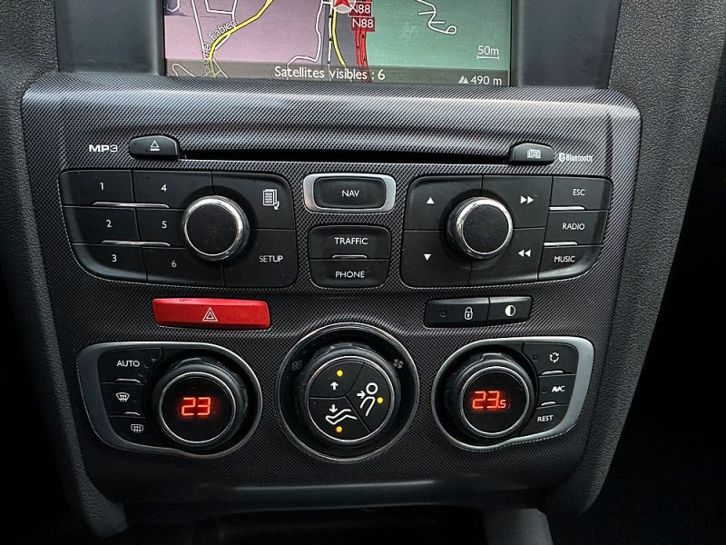 CITROËN 1.6 e-HDi 112 EXCLUSIVE*BLUETOOTH*RADAR AV/AR*ANGLES MORTS