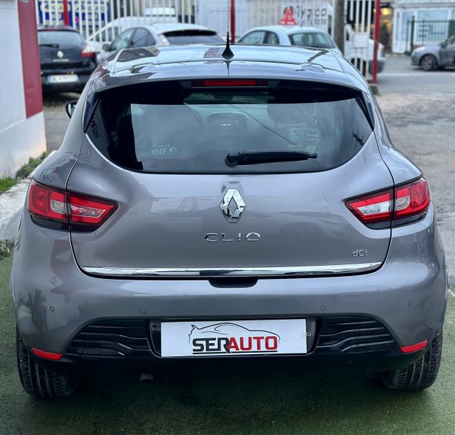 RENAULT CLIO 2016