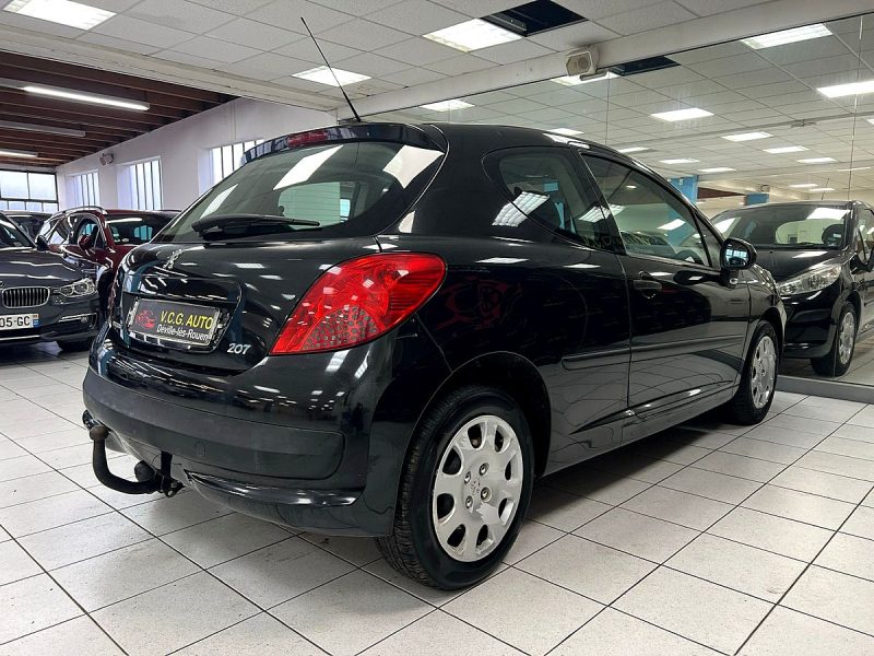 PEUGEOT 207 1.4E 75CH URBAN