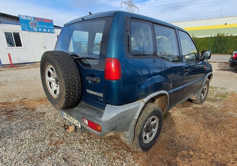 NISSAN TERRANO II 1995