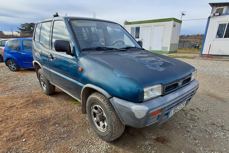 NISSAN TERRANO II 1995