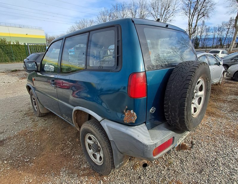 NISSAN TERRANO II 1995