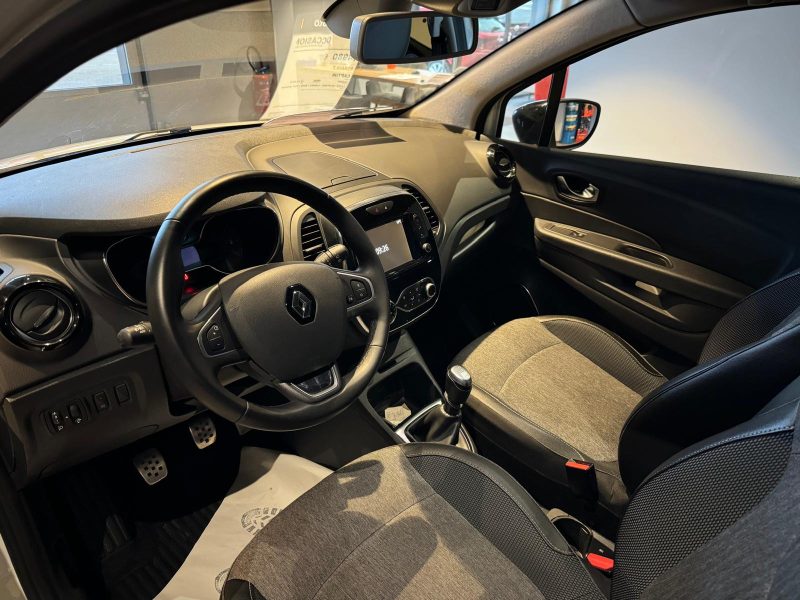 RENAULT CAPTUR 2019