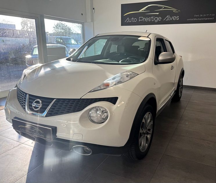 NISSAN JUKE 2012