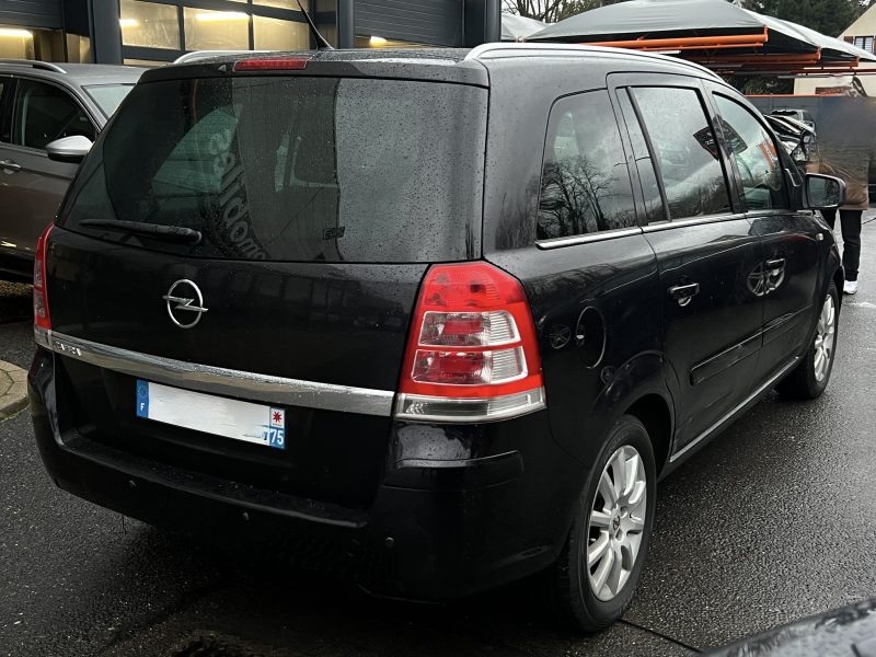 OPEL ZAFIRA II PHASE 2 COSMO PACK 1.8 140 Cv 7 PLACES / 84 700 Kms - GARANTIE 1 AN