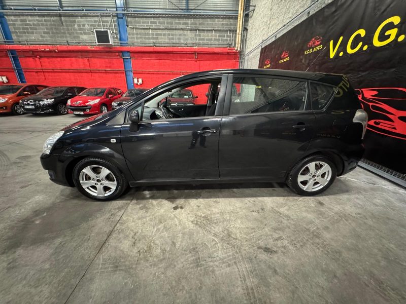 TOYOTA COROLLA Verso D-4D 136 Techno