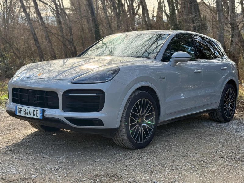 PORSCHE CAYENNE 3.0 E-HYBRID 462