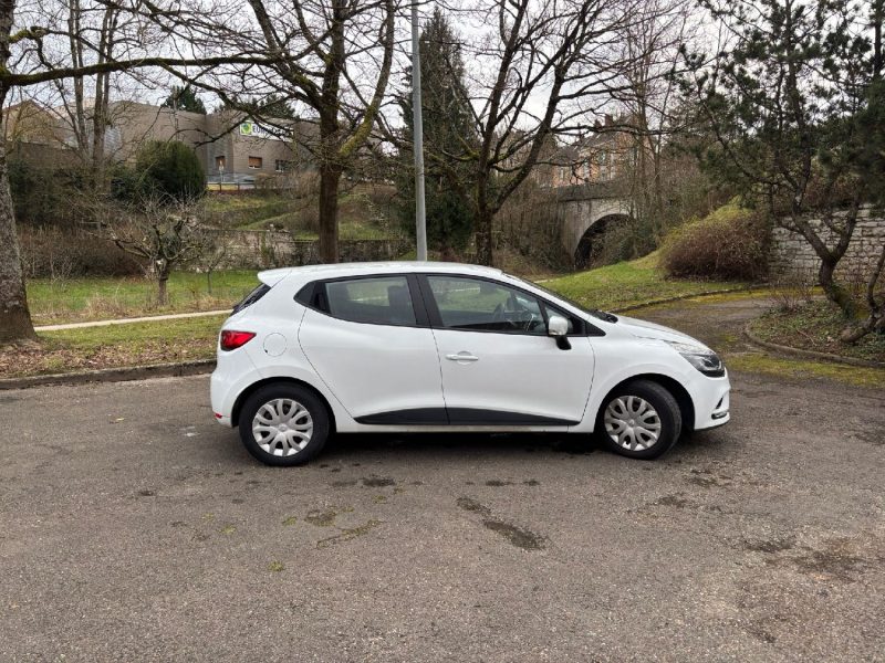 RENAULT CLIO 2019