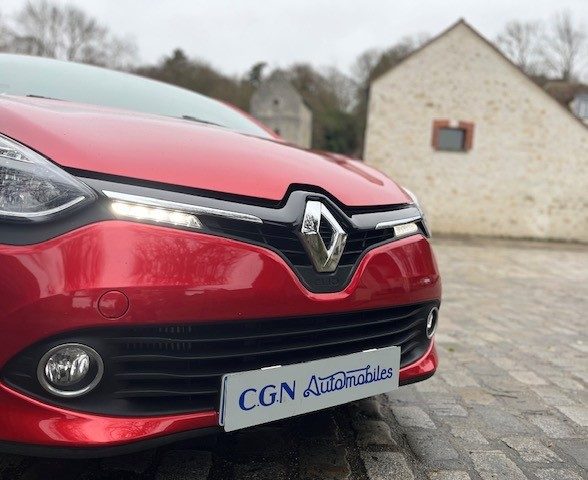 RENAULT CLIO 2016