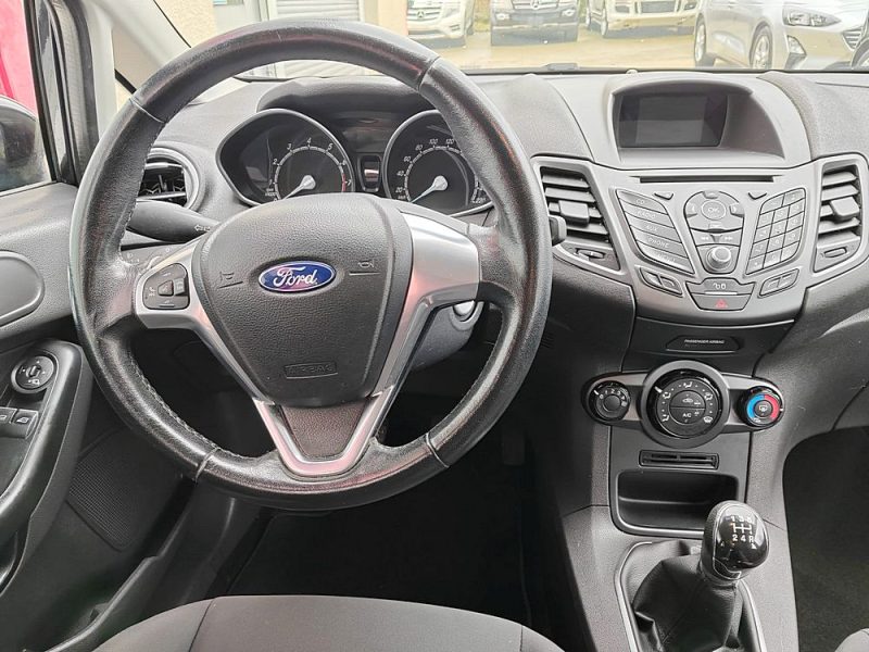 FORD FIESTA 2015