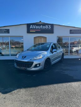 PEUGEOT 207  1.4 VTI 95cv / Première main / Moteur à chaîne / CT OK Révisée