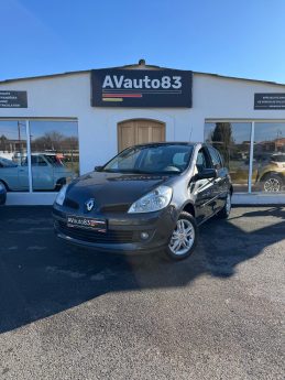 RENAULT CLIO 2005 Première Main / CT OK / Distribution Neuve 