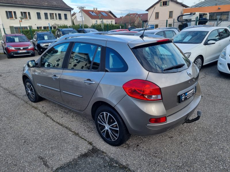 RENAULT CLIO III  2009