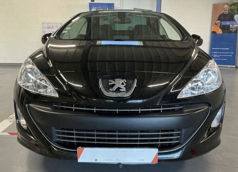 PEUGEOT 308 CC FELINE 2.0 HDI 163 Cv BOITE AUTO 1ERE MAIN 79 900 Kms CRIT AIR 2 - GARANTIE 1 AN