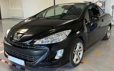 PEUGEOT 308 CC FELINE 2.0 HDI 163 Cv BOITE AUTO 1ERE MAIN 79 900 Kms CRIT AIR 2 - GARANTIE 1 AN