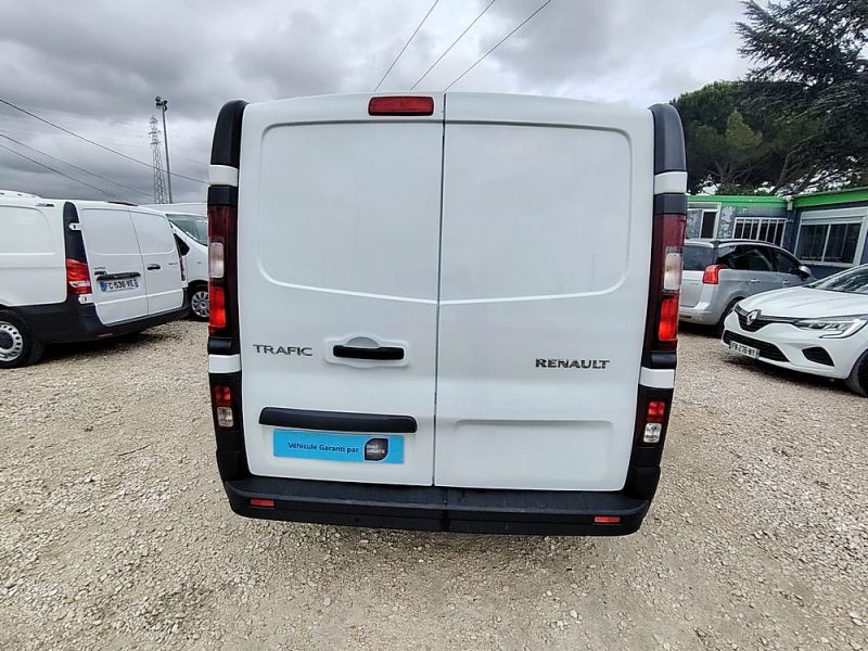 RENAULT TRAFIC III Camionnette 2019