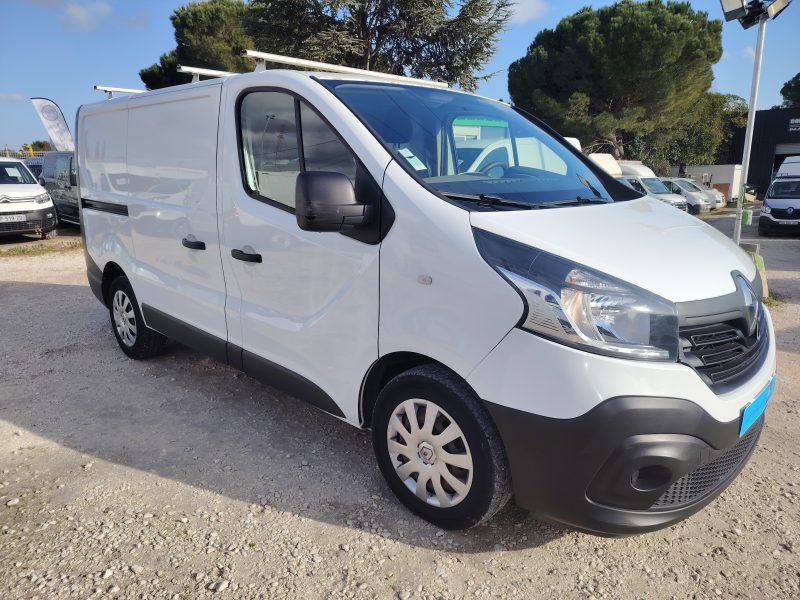 RENAULT TRAFIC III l1h1 1.6dci 120cv 2015