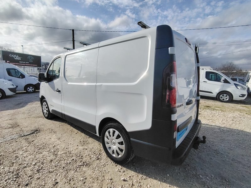 RENAULT TRAFIC III l1h1 1.6dci 120cv 2015