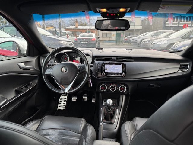 ALFA ROMEO  GIULIETTA  2014