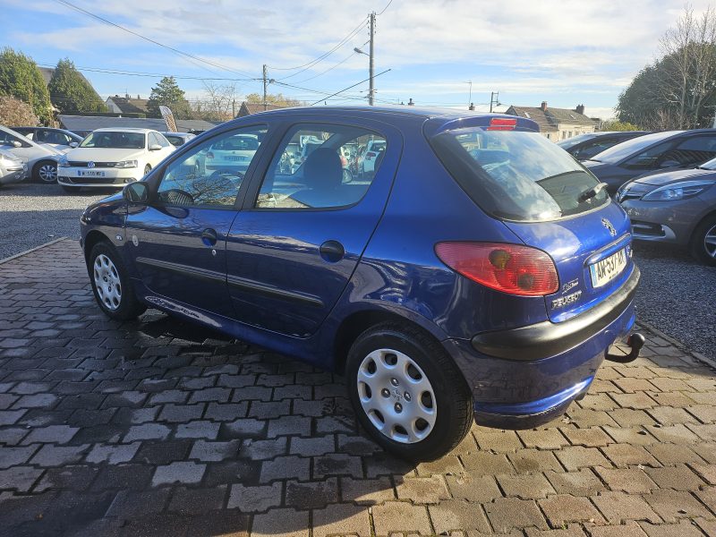 PEUGEOT 206 2005