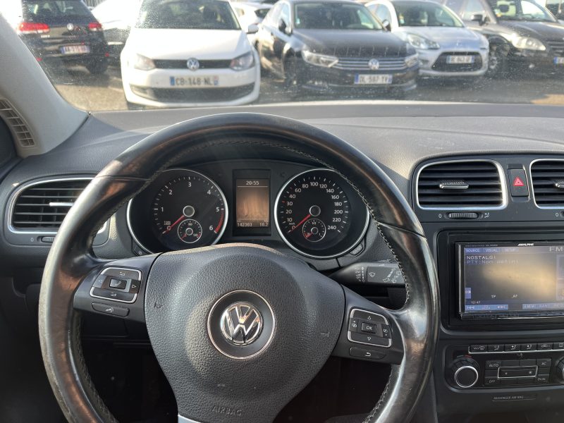 VOLKSWAGEN GOLF 2010