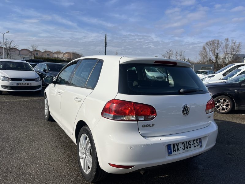 VOLKSWAGEN GOLF 2010