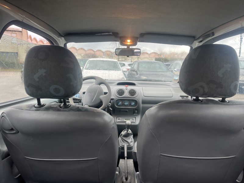 RENAULT TWINGO 2006