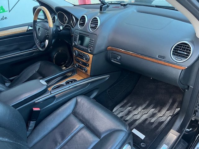 MERCEDES-BENZ GL 550 2007