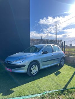 PEUGEOT 206 2001