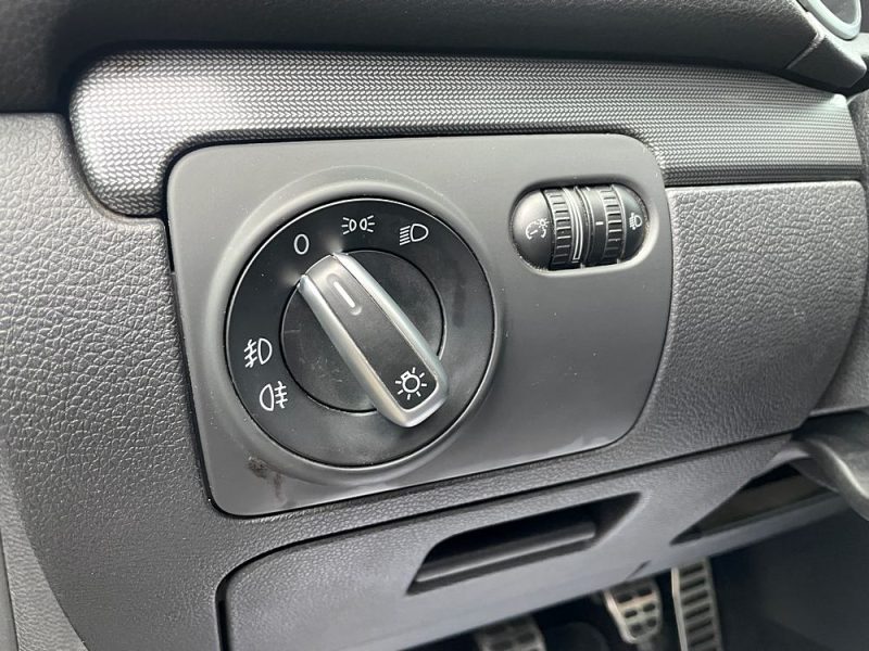 VOLKSWAGEN GOLF 1.6 TDI 105 CV STYLE
