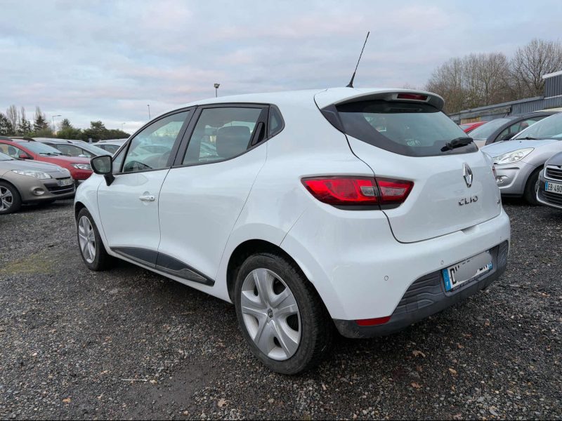 RENAULT CLIO 2015