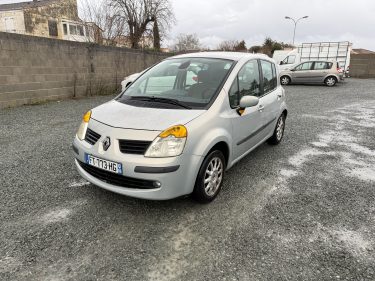 RENAULT MODUS 2005