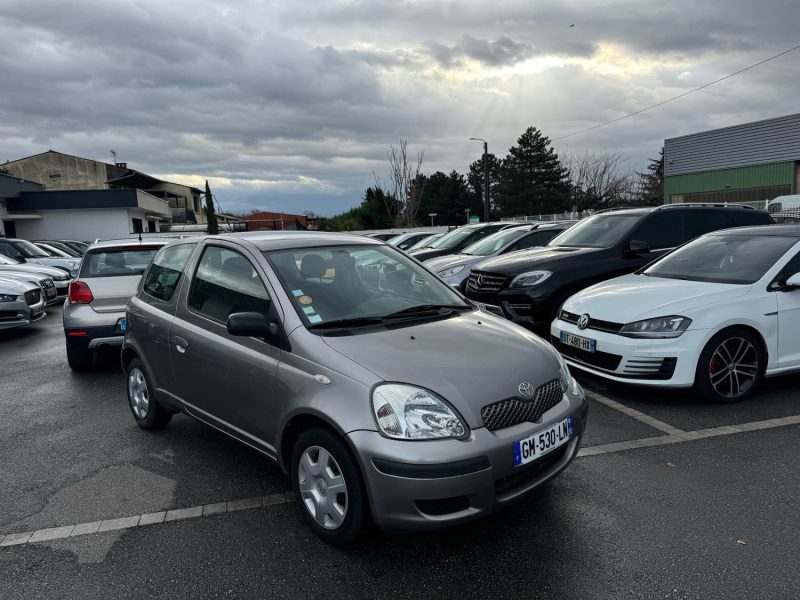 TOYOTA YARIS 2004