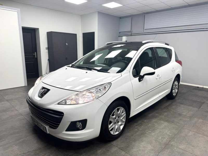 PEUGEOT 207 2011