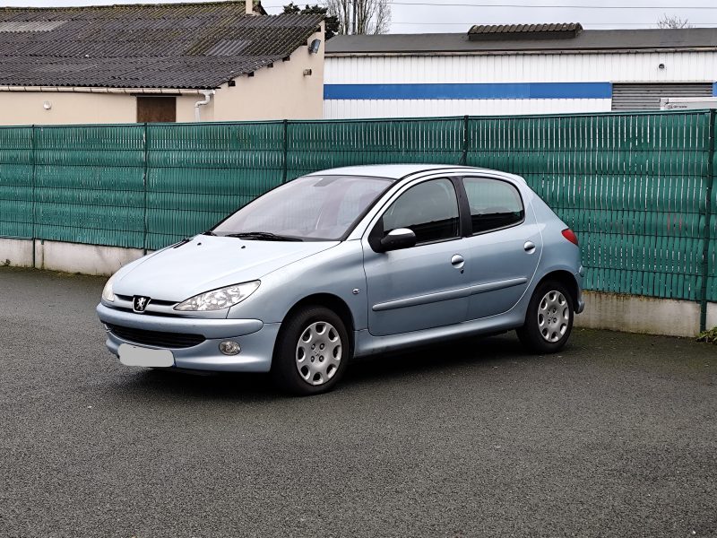 PEUGEOT 206 2005