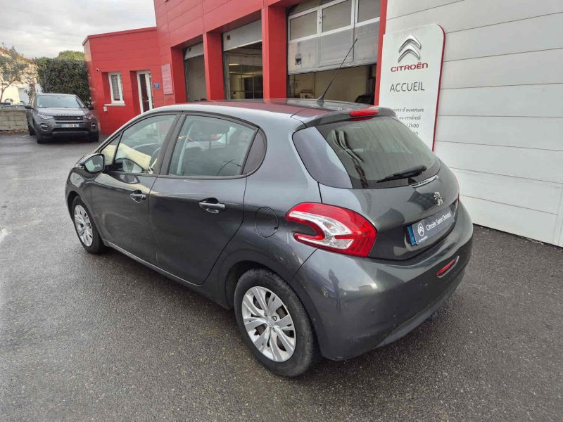 PEUGEOT 208 I  2014