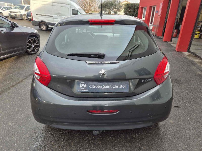 PEUGEOT 208 I  2014