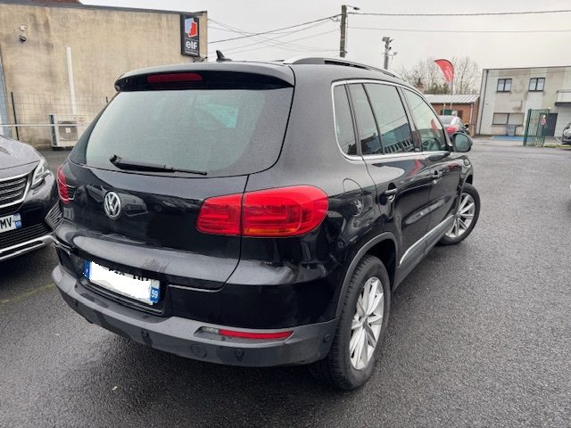 VOLKSWAGEN  TIGUAN  2015