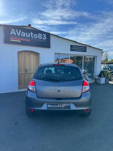 Renault Clio 3 1.2 16V 75CV / Distribution Neuve / CT OK Révisée