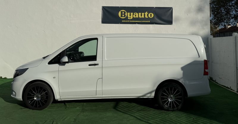 MERCEDES VITO 2015